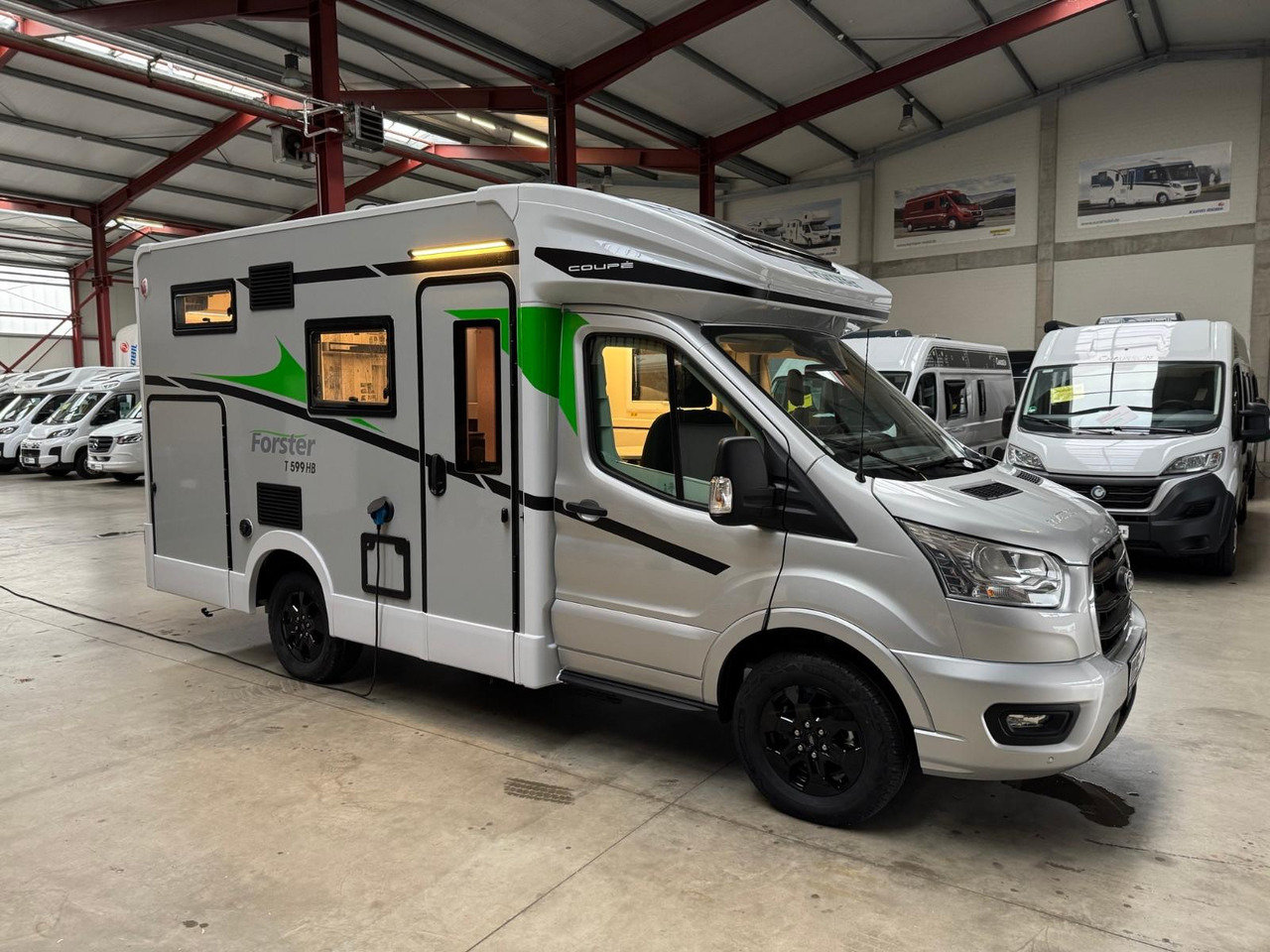 Forster T 599 HBN COUPÈ /-MODELL 2026- / 165PS-AUTOMATIK - Semi-integrated motorhome: picture 4 Forster T 599 HBN COUPÈ /-MODELL 2026- / 165PS-AUTOMATIK - Semi-integrated motorhome: picture 4