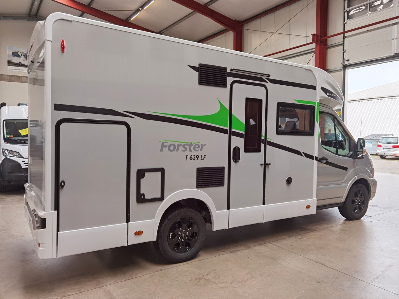 Forster T 639 LF /-2026- / 165 PS-8G / HUBBETT & RAUMBAD - Semi-integrated motorhome: picture 4 Forster T 639 LF /-2026- / 165 PS-8G / HUBBETT & RAUMBAD - Semi-integrated motorhome: picture 4