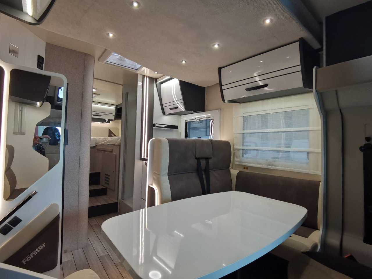 Semi-integrated motorhome Forster T 745 EB / MODELL 2026 / EINZELBETTEN & RAUMBAD: picture 13