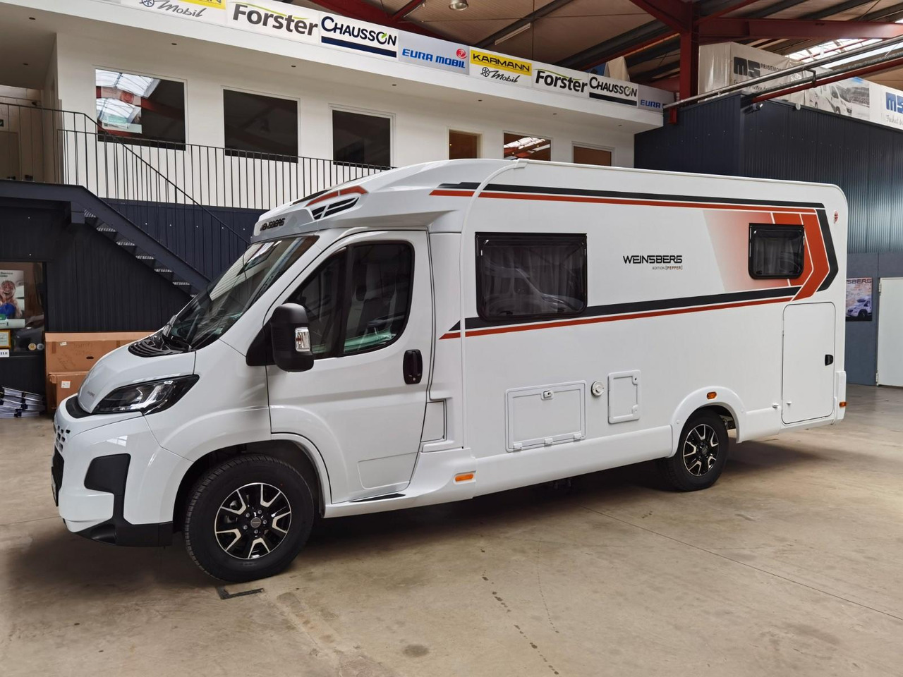 Semi-integrated motorhome Weinsberg CARACOMPACT 600 MEG EDITION PEPPER /EINZELBETTEN: picture 6