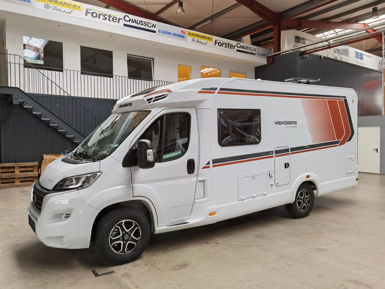 Semi-integrated motorhome Weinsberg CARACOMPACT 600 MF PEPPER / 140PS - 9G AUTOMATIK: picture 6 Semi-integrated motorhome Weinsberg CARACOMPACT 600 MF PEPPER / 140PS - 9G AUTOMATIK: picture 6