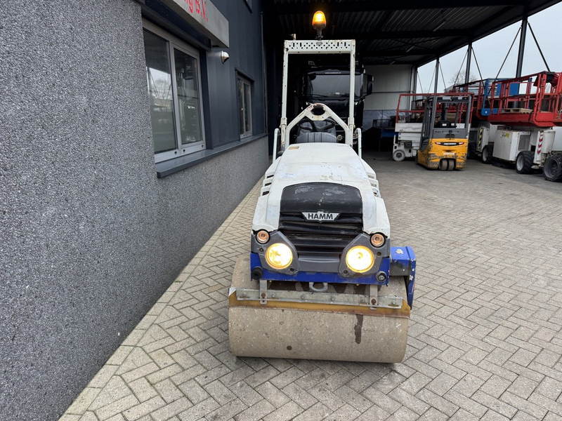 Hamm HD 10 VV Trilwals / Road Roller / Tandemwalze 2014 Kubota Diesel - Roller: picture 4 Hamm HD 10 VV Trilwals / Road Roller / Tandemwalze 2014 Kubota Diesel - Roller: picture 4