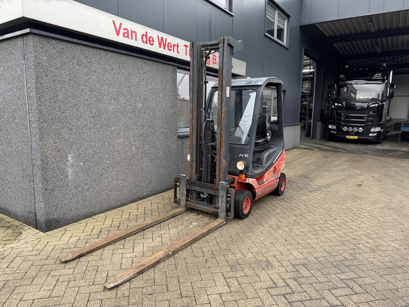 Linde H16T-03 Triplex 540 Freelift / Sideshift LPG 2006 - LPG forklift: picture 3 Linde H16T-03 Triplex 540 Freelift / Sideshift LPG 2006 - LPG forklift: picture 3