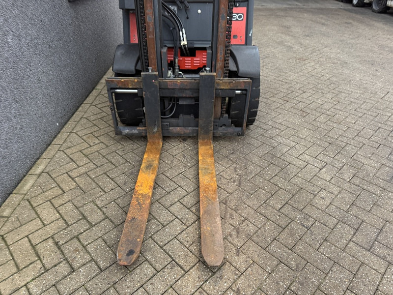 Diesel forklift Linde H30D Duplo 440 Sideshift VW Diesel 2007: picture 9 Diesel forklift Linde H30D Duplo 440 Sideshift VW Diesel 2007: picture 9