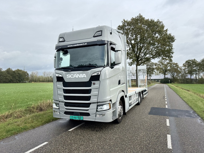 Scania S450 NGS 6X2 Machine Transporter / Oprij Vrachtwagen Euro 6 Automaat - Full Air - 2019 - APK 11-26 - Autotransporter truck: picture 2 Scania S450 NGS 6X2 Machine Transporter / Oprij Vrachtwagen Euro 6 Automaat - Full Air - 2019 - APK 11-26 - Autotransporter truck: picture 2