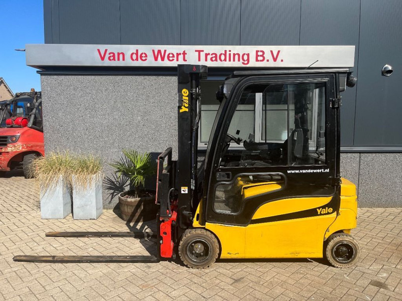 Yale ERP20VF duplo330 sideshift forkpositioner 2016 electrisch - Electric forklift: picture 1 Yale ERP20VF duplo330 sideshift forkpositioner 2016 electrisch - Electric forklift: picture 1