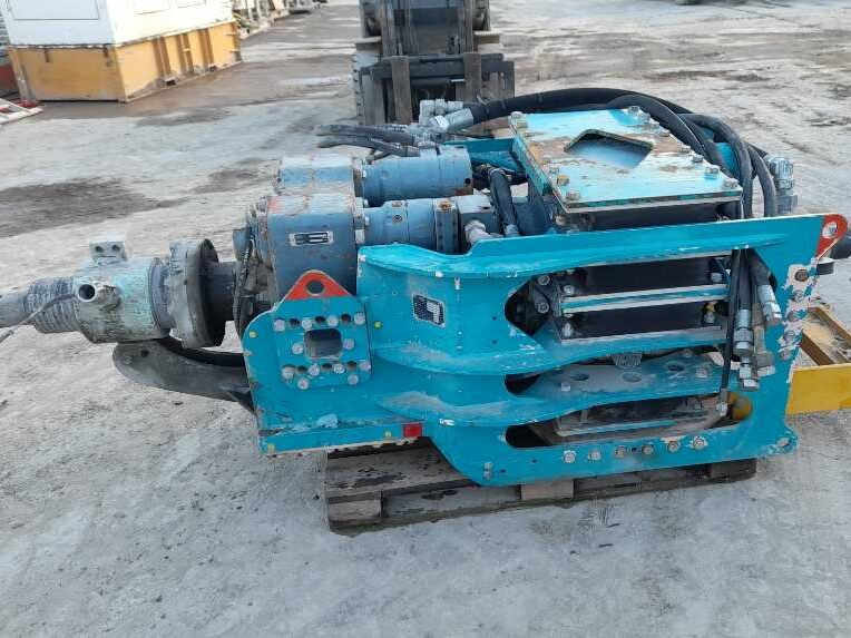Eurodrill RHV 2400 vibration rotary head - Drilling rig: picture 1 Eurodrill RHV 2400 vibration rotary head - Drilling rig: picture 1