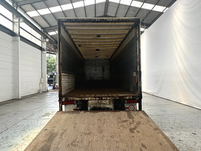 Renault Premium 220 / AIRCO - Box truck: picture 5 Renault Premium 220 / AIRCO - Box truck: picture 5