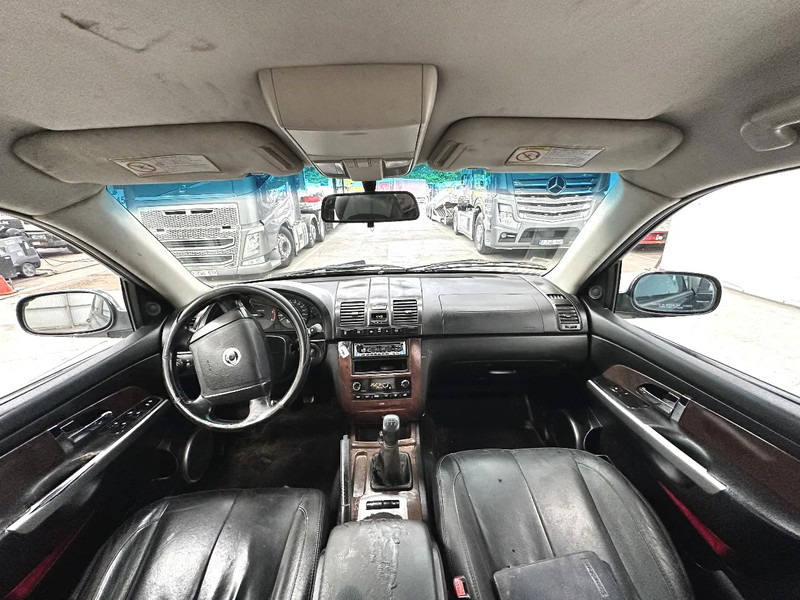 SUV SsangYong Rexton AIRCO / LEATHER / MOTEUR MERCEDES - MERCEDES MOTOR: picture 9