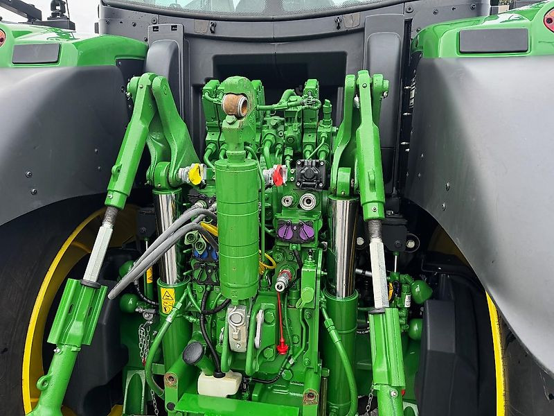 John Deere 6R250 AP 50KM COMMAN-PRO FH+FA G5-PLUS 2024 765 UUR!!! - Farm tractor: picture 5 John Deere 6R250 AP 50KM COMMAN-PRO FH+FA G5-PLUS 2024 765 UUR!!! - Farm tractor: picture 5