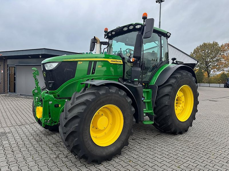 John Deere 6R250 AP 50KM COMMAN-PRO FH+FA G5-PLUS 2024 765 UUR!!! - Farm tractor: picture 1 John Deere 6R250 AP 50KM COMMAN-PRO FH+FA G5-PLUS 2024 765 UUR!!! - Farm tractor: picture 1