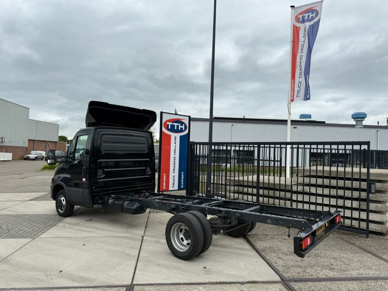 Iveco 40C18/35 Daily Holland vehicle in excellent quality - Commercial vehicle: picture 4 Iveco 40C18/35 Daily Holland vehicle in excellent quality - Commercial vehicle: picture 4