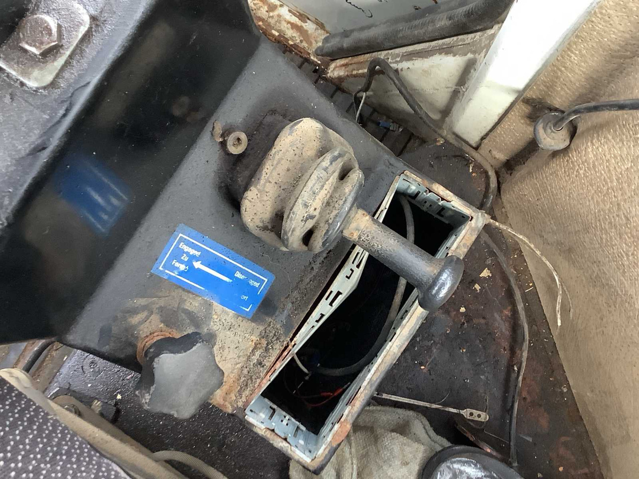 Wheel loader 1989 - LIEBHERR - L521 - SHOVEL: picture 13 Wheel loader 1989 - LIEBHERR - L521 - SHOVEL: picture 13