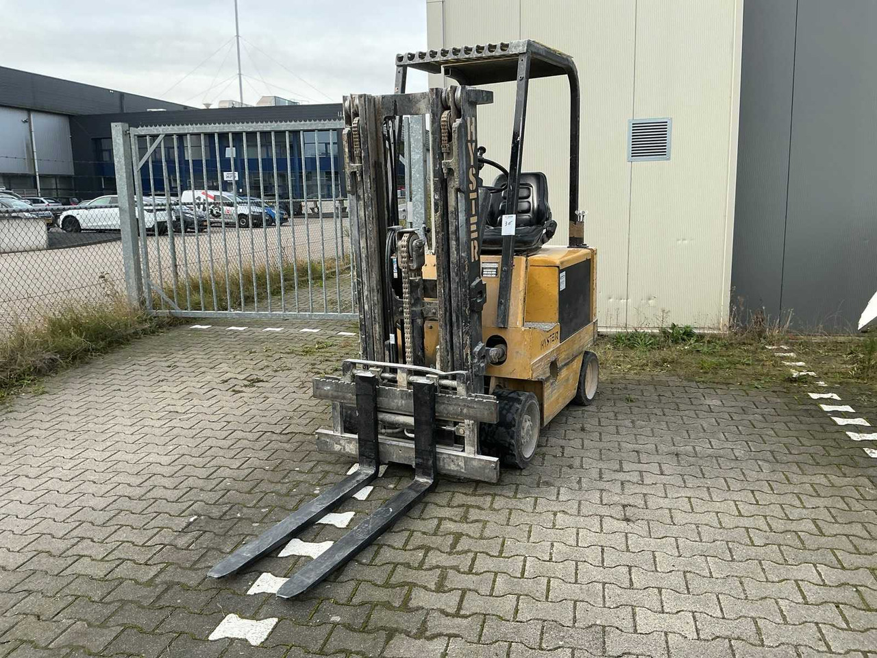 1993 HYSTER E2.00 XL FORKLIFT - Forklift: picture 2 1993 HYSTER E2.00 XL FORKLIFT - Forklift: picture 2