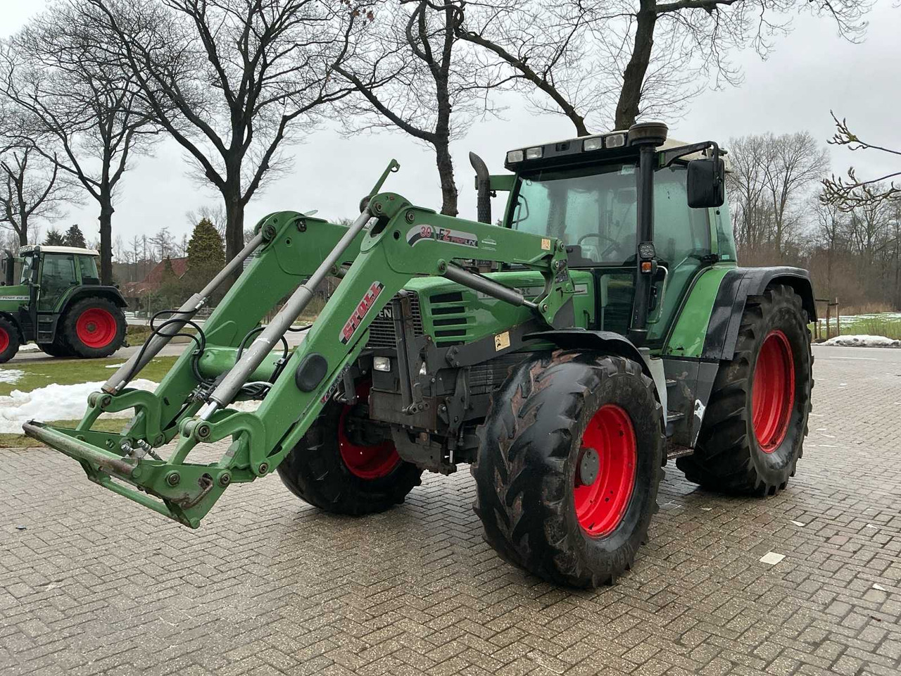 1998 FENDT 512C FAVORIT TURBOSHIFT ALL-WHEEL DRIVE FARM TRACTOR - Farm tractor: picture 1 1998 FENDT 512C FAVORIT TURBOSHIFT ALL-WHEEL DRIVE FARM TRACTOR - Farm tractor: picture 1