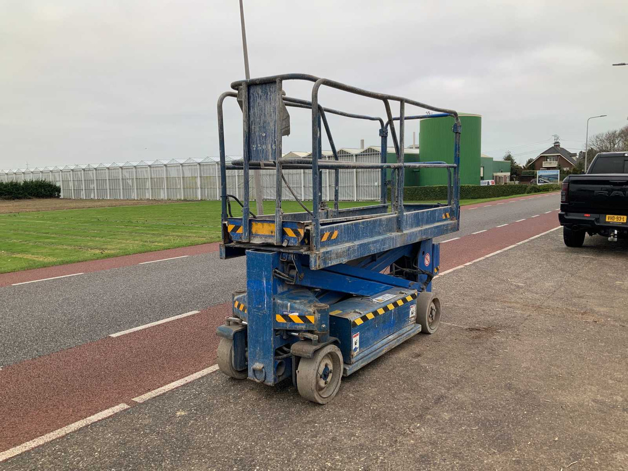 2000 UPRIGHT SL20 AERIAL WORK PLATFORM - Aerial platform: picture 2 2000 UPRIGHT SL20 AERIAL WORK PLATFORM - Aerial platform: picture 2