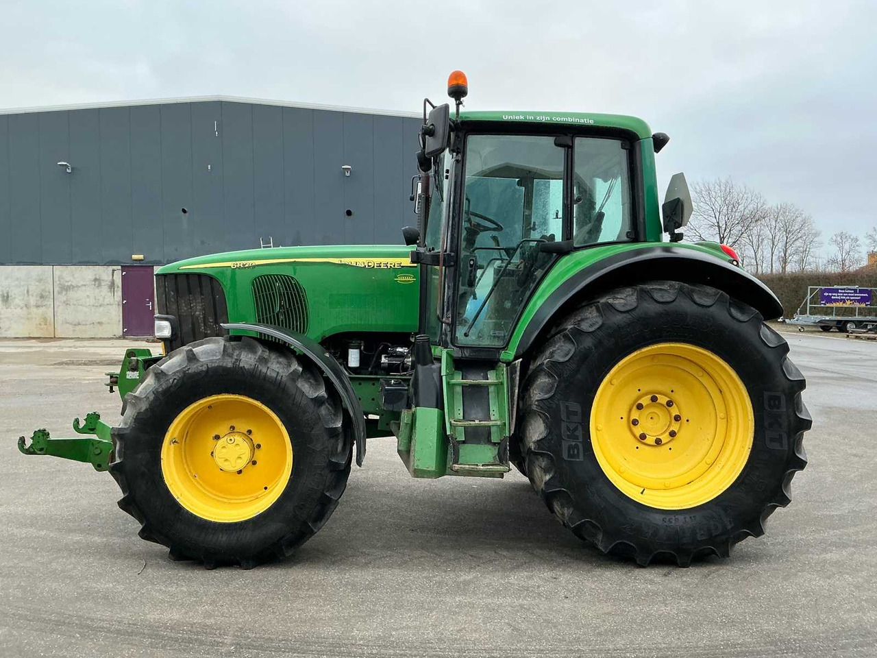 2002 JOHN DEERE 6820 4WD TRACTOR - Farm tractor: picture 2 2002 JOHN DEERE 6820 4WD TRACTOR - Farm tractor: picture 2