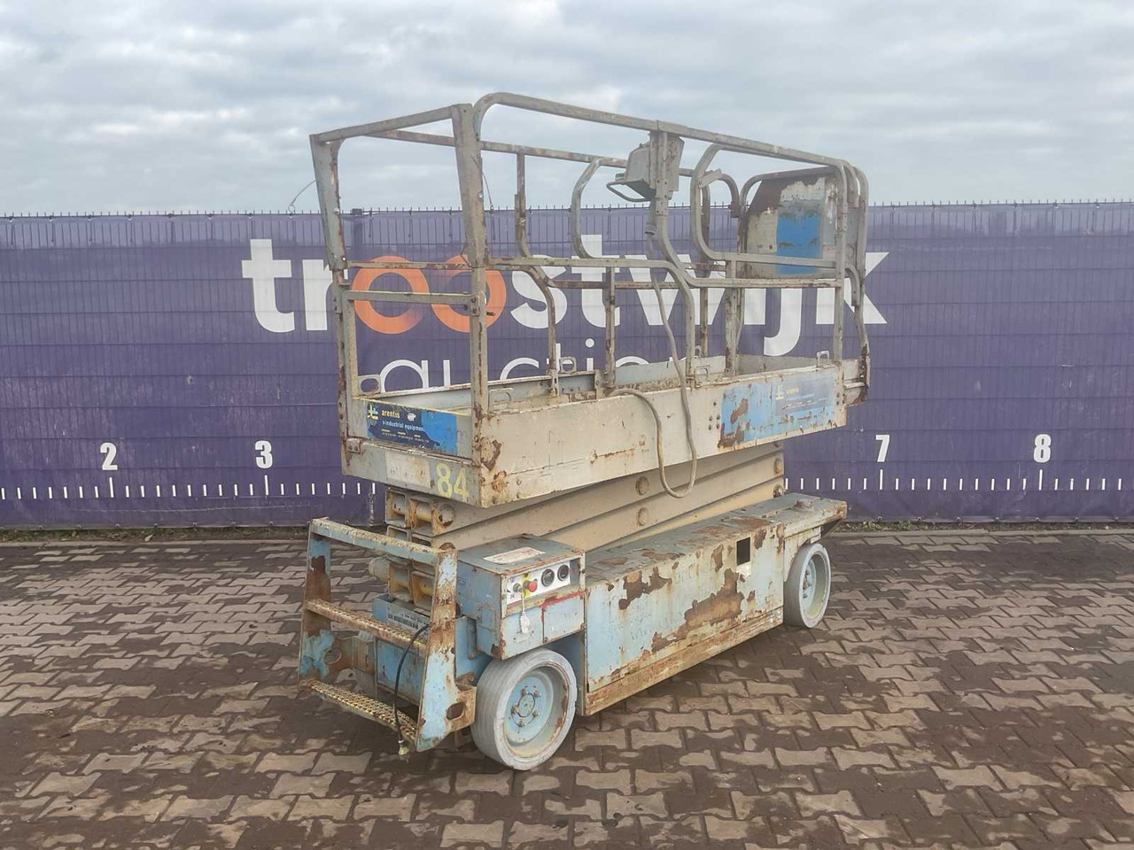 2005 - MEC - 2633ES - SCISSOR LIFT - Aerial platform: picture 3 2005 - MEC - 2633ES - SCISSOR LIFT - Aerial platform: picture 3