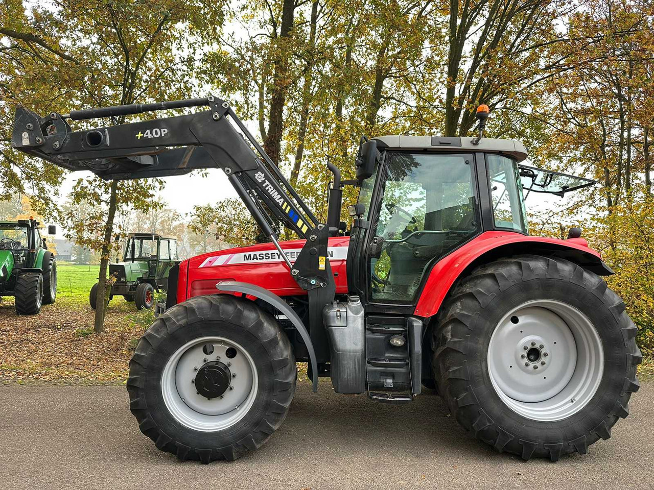 2006 MASSEY FERGUSON 6480 DYNA 6 FOUR WHEEL DRIVE FARM TRACTOR - Farm tractor: picture 3 2006 MASSEY FERGUSON 6480 DYNA 6 FOUR WHEEL DRIVE FARM TRACTOR - Farm tractor: picture 3