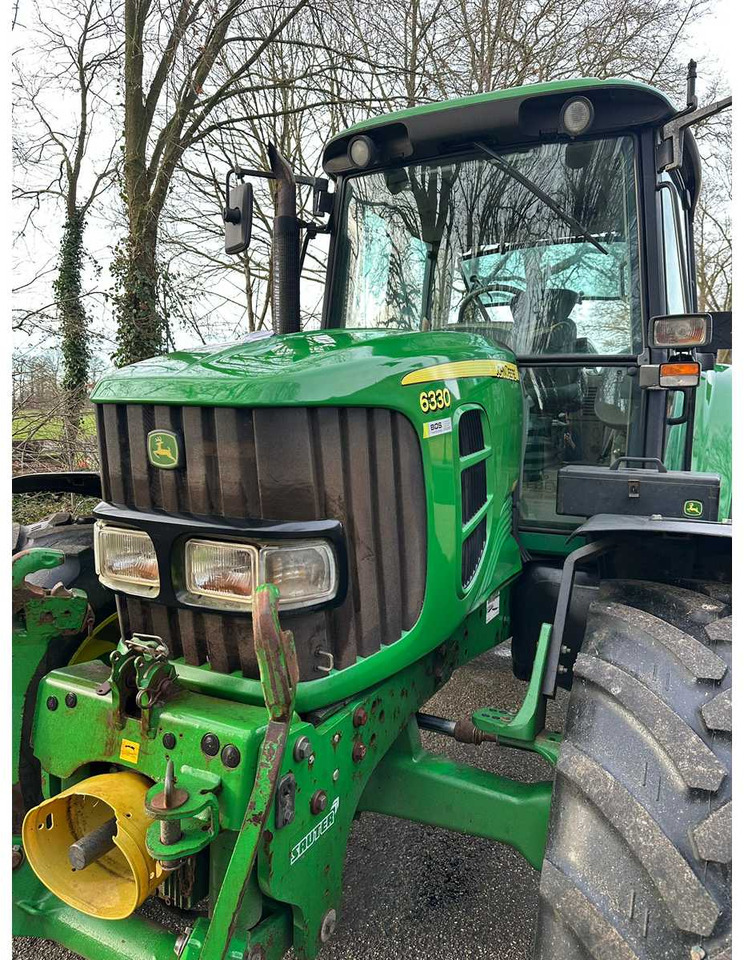 2008 JOHN DEERE 6330 PQ ALL-WHEEL DRIVE FARM TRACTOR - Farm tractor: picture 5 2008 JOHN DEERE 6330 PQ ALL-WHEEL DRIVE FARM TRACTOR - Farm tractor: picture 5