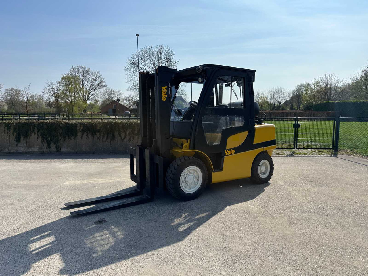2011 YALE GLP45S FORKLIFT TRUCK - Forklift: picture 1 2011 YALE GLP45S FORKLIFT TRUCK - Forklift: picture 1