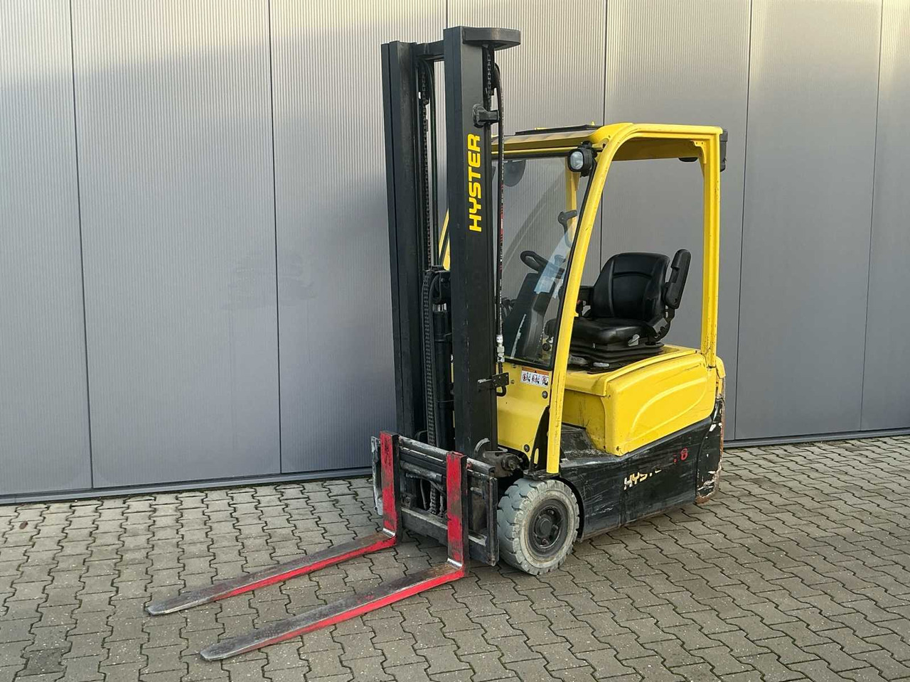 Forklift 2012 HYSTER J1.6XNT SWB FORKLIFT: picture 20 Forklift 2012 HYSTER J1.6XNT SWB FORKLIFT: picture 20