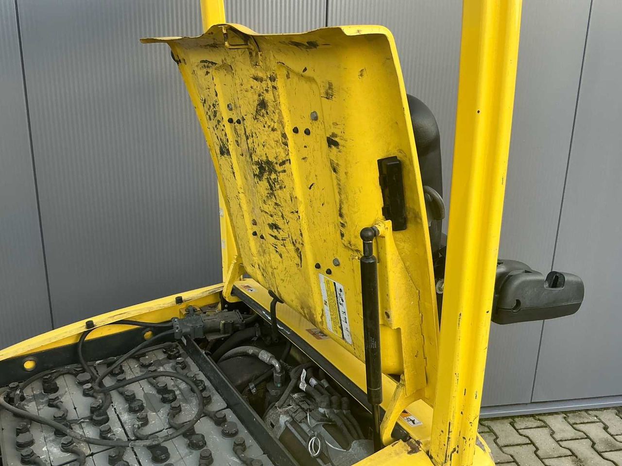 Forklift 2012 HYSTER J1.6XNT SWB FORKLIFT: picture 27 Forklift 2012 HYSTER J1.6XNT SWB FORKLIFT: picture 27