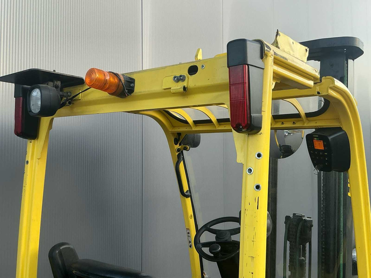 Forklift 2012 HYSTER J1.6XNT SWB FORKLIFT: picture 18 Forklift 2012 HYSTER J1.6XNT SWB FORKLIFT: picture 18