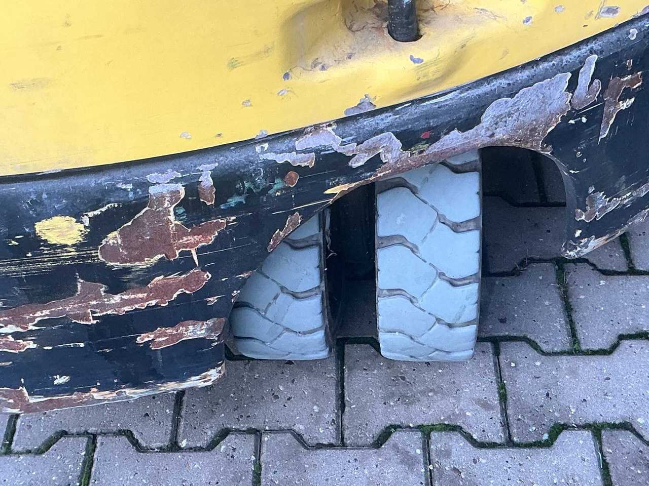 Forklift 2012 HYSTER J1.6XNT SWB FORKLIFT: picture 35 Forklift 2012 HYSTER J1.6XNT SWB FORKLIFT: picture 35