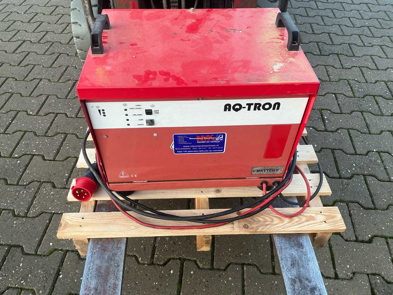 Forklift 2012 HYSTER J1.6XNT SWB FORKLIFT: picture 32 Forklift 2012 HYSTER J1.6XNT SWB FORKLIFT: picture 32