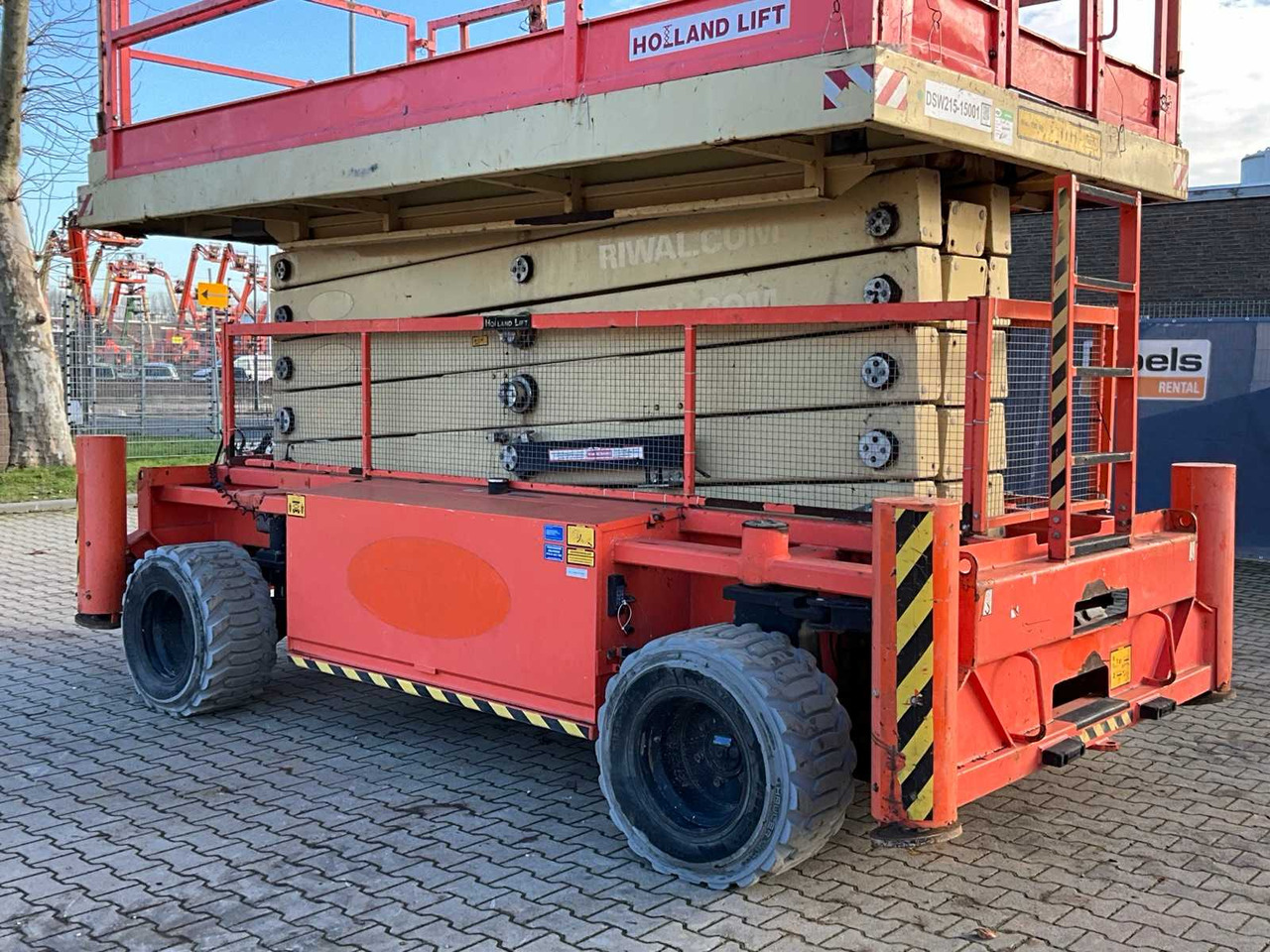Aerial platform 2015 HOLLAND LIFT B195DL25G AERIAL PLATFORM: picture 14 Aerial platform 2015 HOLLAND LIFT B195DL25G AERIAL PLATFORM: picture 14