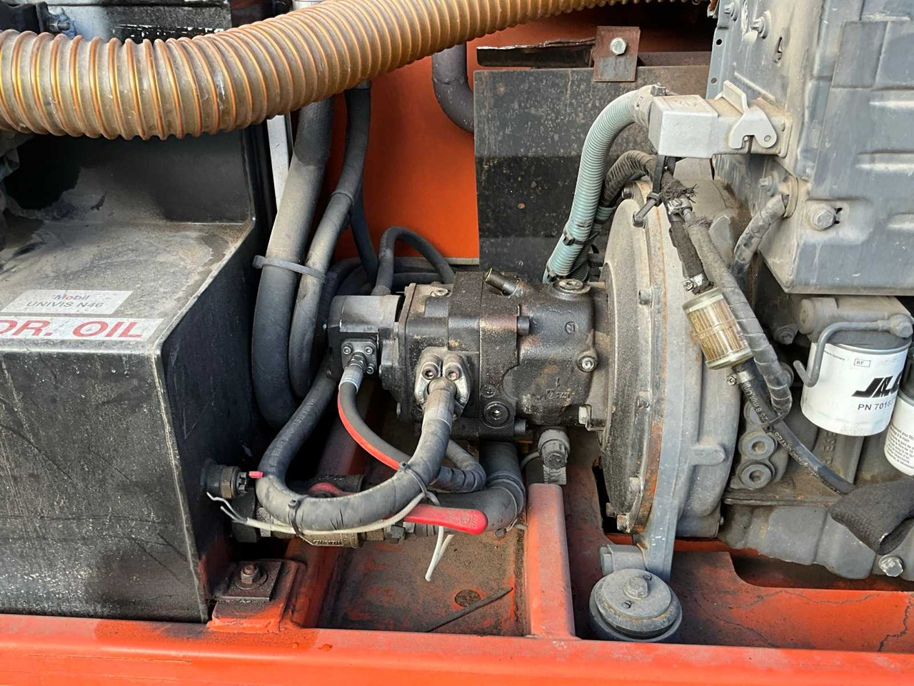 Aerial platform 2015 HOLLAND LIFT B195DL25G AERIAL PLATFORM: picture 31 Aerial platform 2015 HOLLAND LIFT B195DL25G AERIAL PLATFORM: picture 31