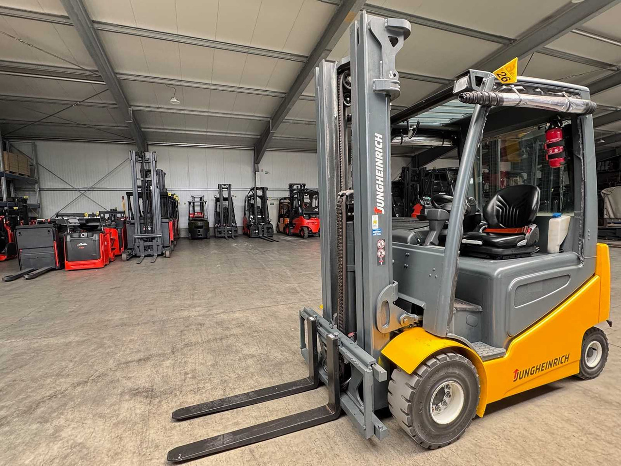 2015 SERVICE + UVV 06/2026 JUNGHEINRICH EFG425 EVO 2,500KG TRIPLEX ELECTRIC FORKLIFT 3RD + 4TH VALVE 2,881 HOURS - Forklift: picture 2 2015 SERVICE + UVV 06/2026 JUNGHEINRICH EFG425 EVO 2,500KG TRIPLEX ELECTRIC FORKLIFT 3RD + 4TH VALVE 2,881 HOURS - Forklift: picture 2