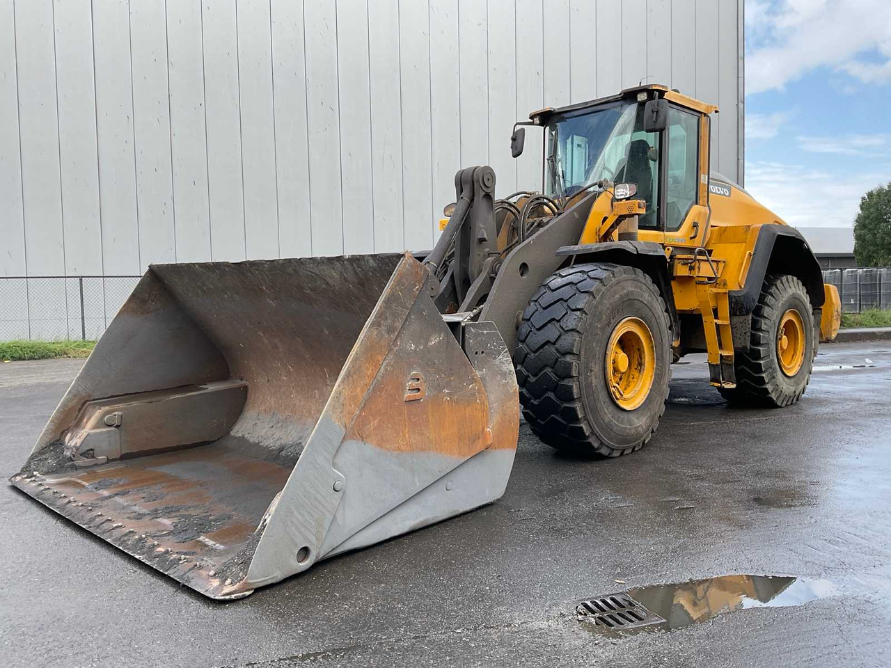 2015 VOLVO L180H SHOVEL - Wheel loader: picture 1 2015 VOLVO L180H SHOVEL - Wheel loader: picture 1
