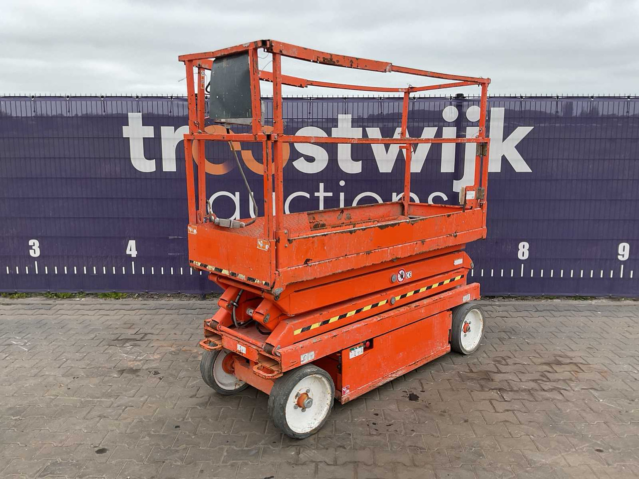 2016 - SKYJACK - SJ III 3220 - SCISSOR LIFT - Aerial platform: picture 1 2016 - SKYJACK - SJ III 3220 - SCISSOR LIFT - Aerial platform: picture 1