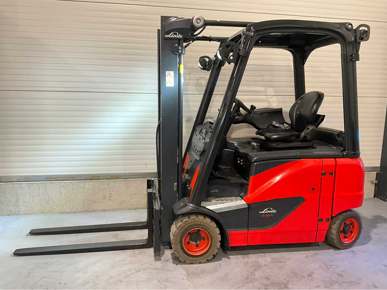 2019 LINDE E18PH-02 1800KG FORKLIFT - Forklift: picture 3 2019 LINDE E18PH-02 1800KG FORKLIFT - Forklift: picture 3