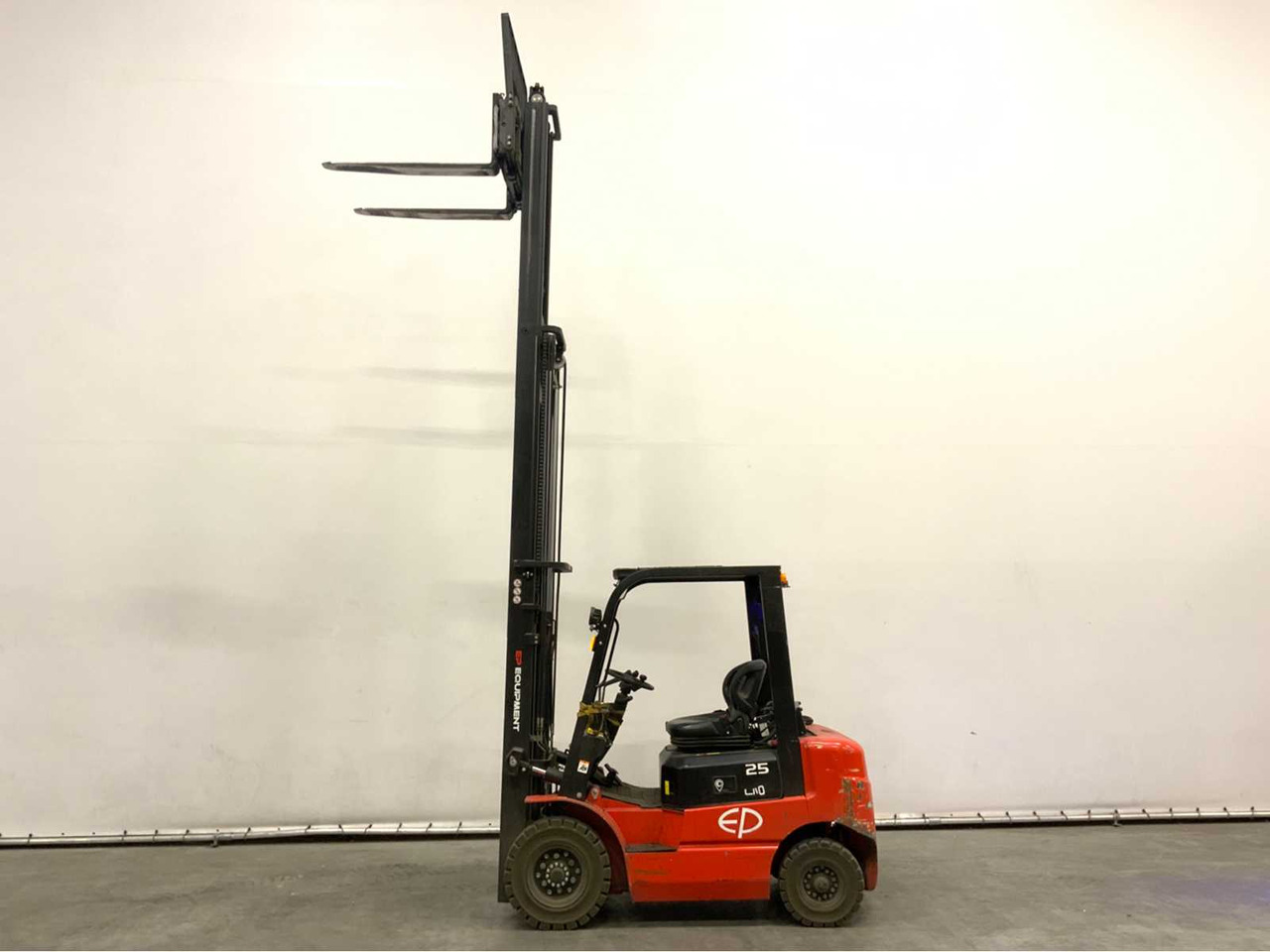 2022 EP EFL252 FORKLIFT - Forklift: picture 2 2022 EP EFL252 FORKLIFT - Forklift: picture 2
