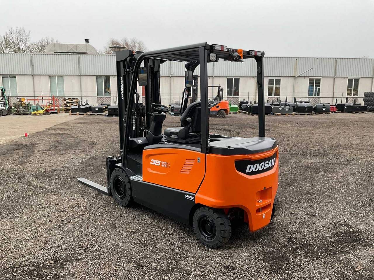 2023 DOOSAN B35X-7B PLUS FORKLIFT - Forklift: picture 5 2023 DOOSAN B35X-7B PLUS FORKLIFT - Forklift: picture 5