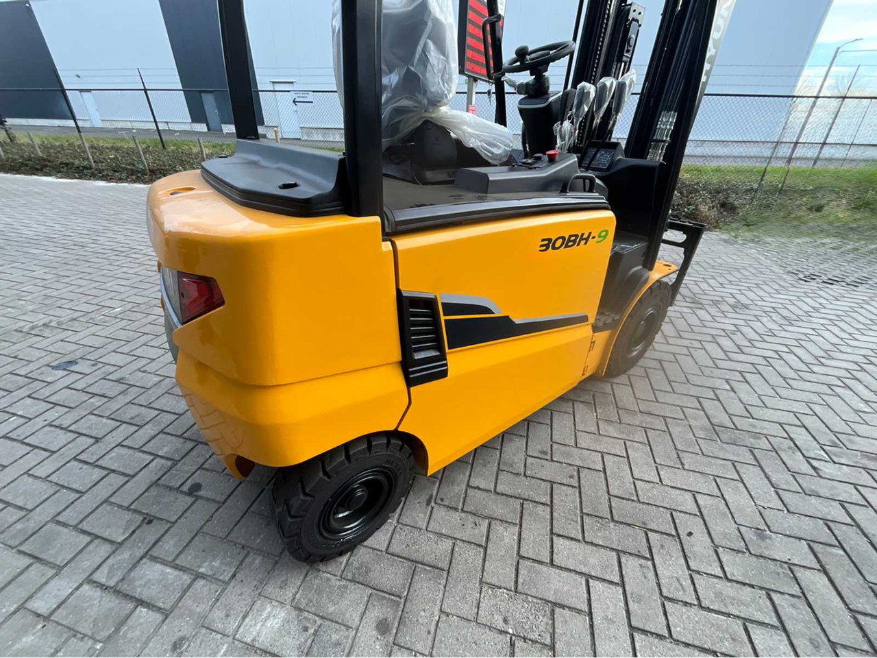 2023 HYUNDAI 30BH-9 FORKLIFT - 2500KG - TRIPLEX FREE LIFT - UNUSED - Forklift: picture 5 2023 HYUNDAI 30BH-9 FORKLIFT - 2500KG - TRIPLEX FREE LIFT - UNUSED - Forklift: picture 5