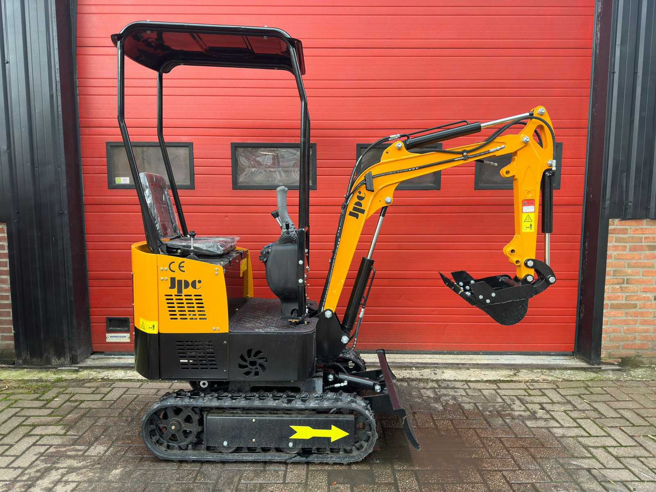 2024 JPC HT12 YELLOW MINI EXCAVATOR - Mini excavator: picture 1 2024 JPC HT12 YELLOW MINI EXCAVATOR - Mini excavator: picture 1