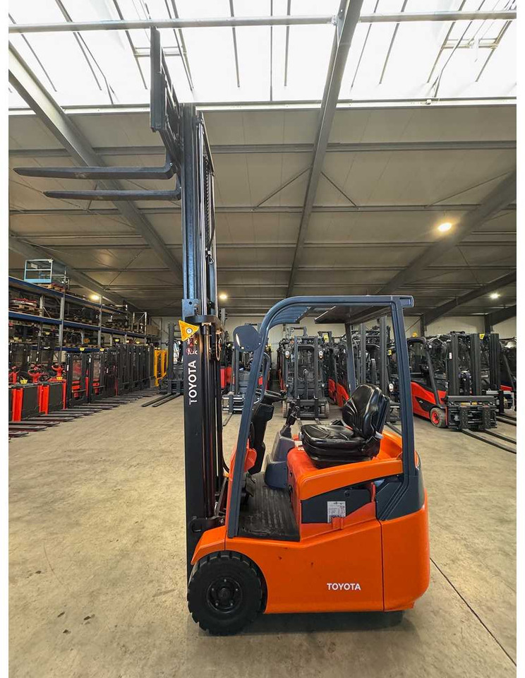 33/2015 TOYOTA 7FBEST13 1.300KG ELECTRIC FORKLIFT DUPLEX FREE LIFT 11.129 HOURS FORKLIFT - Forklift: picture 4 33/2015 TOYOTA 7FBEST13 1.300KG ELECTRIC FORKLIFT DUPLEX FREE LIFT 11.129 HOURS FORKLIFT - Forklift: picture 4