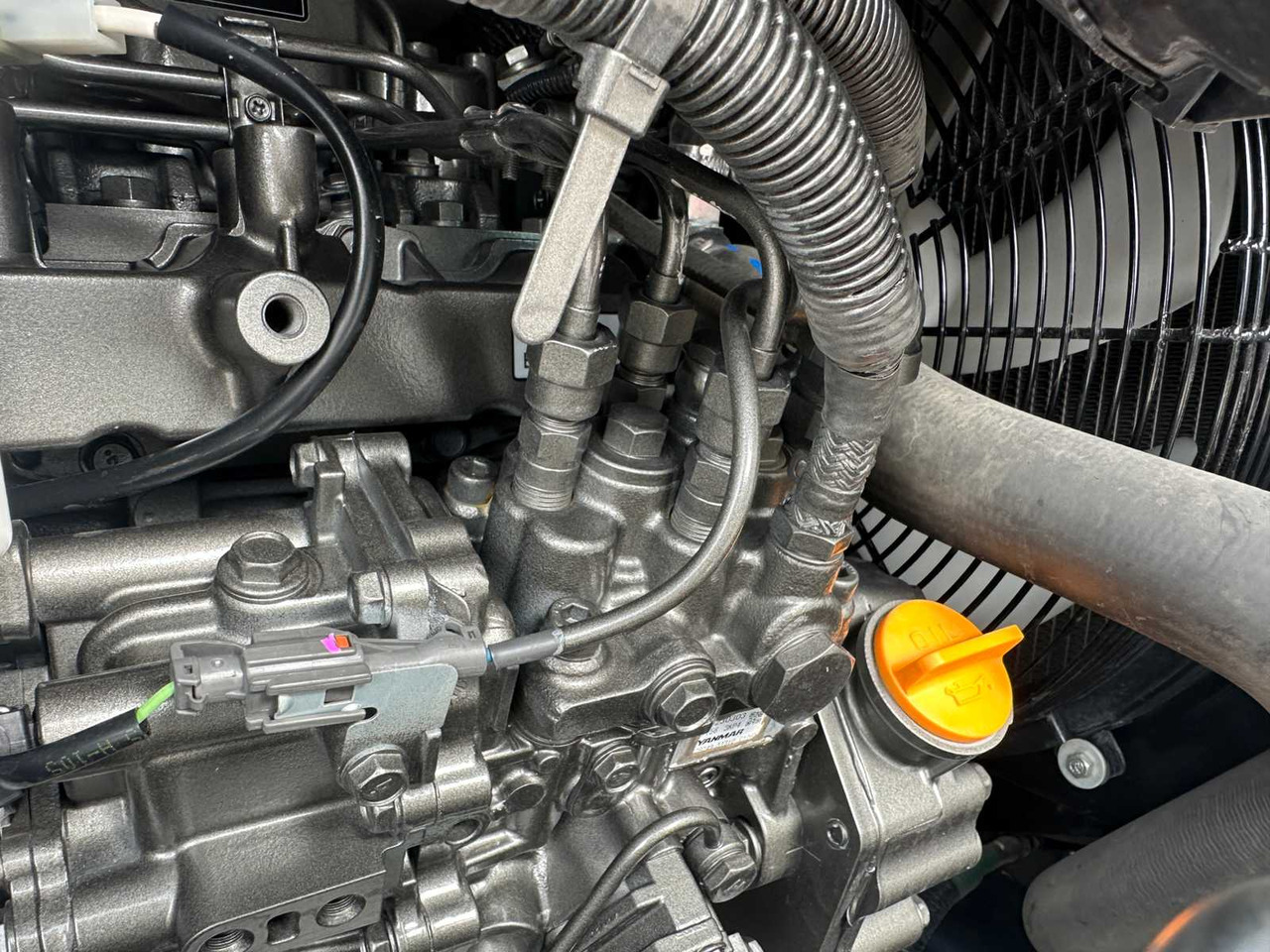 Excavator AIRMAN - 2023 - AX33U-7 - MIDI EXCAVATOR: picture 28 Excavator AIRMAN - 2023 - AX33U-7 - MIDI EXCAVATOR: picture 28