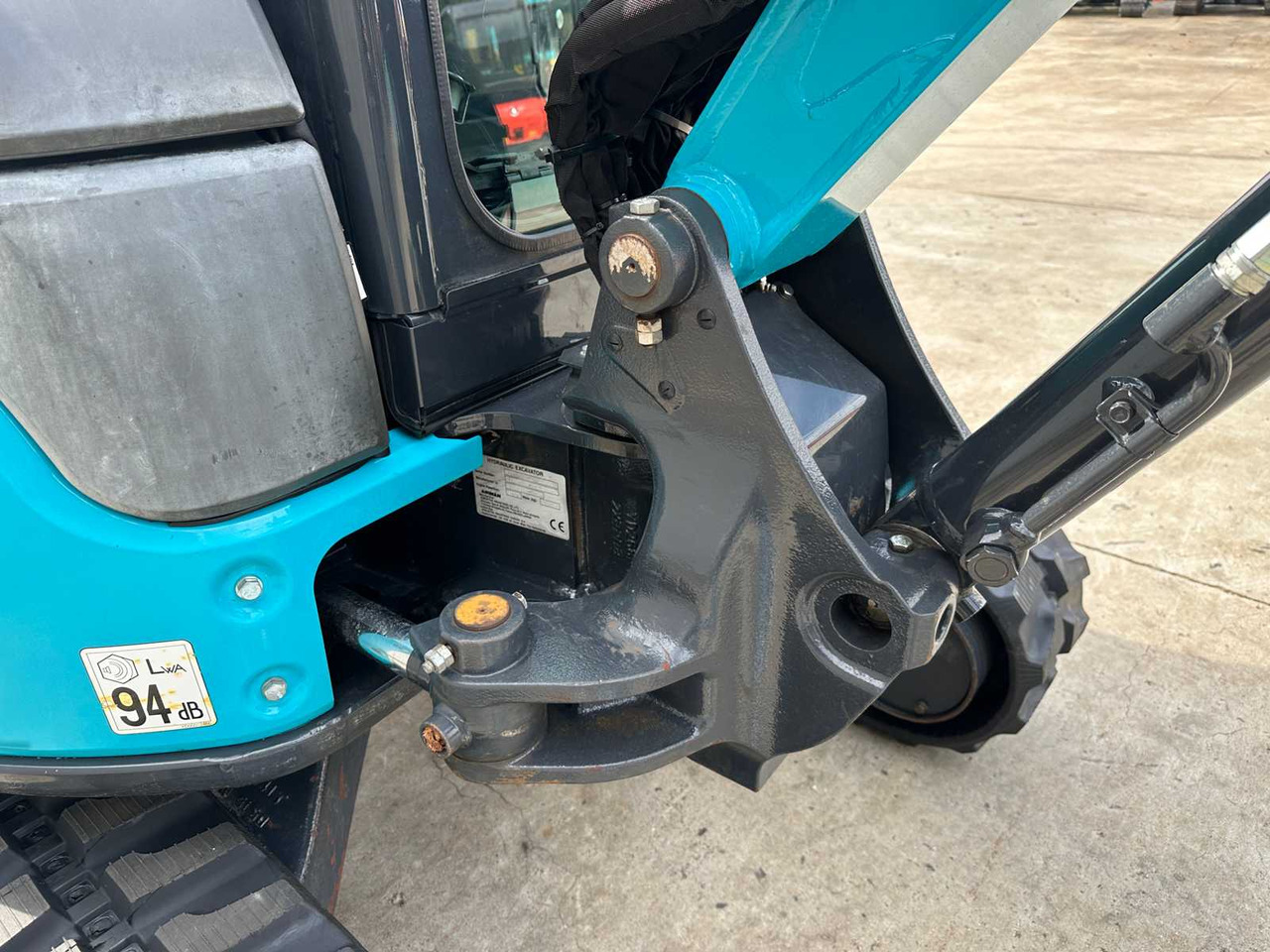 Excavator AIRMAN - 2023 - AX33U-7 - MIDI EXCAVATOR: picture 14 Excavator AIRMAN - 2023 - AX33U-7 - MIDI EXCAVATOR: picture 14