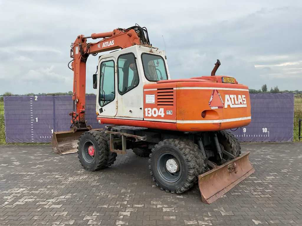 ATLAS 1304 WHEELED EXCAVATOR - Wheel excavator: picture 4 ATLAS 1304 WHEELED EXCAVATOR - Wheel excavator: picture 4