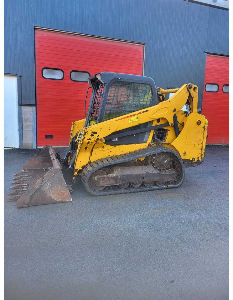 BOBCAT T590 COMPACT TRACK LOADER - 2016 - 1620 HOURS - Compact track loader: picture 3 BOBCAT T590 COMPACT TRACK LOADER - 2016 - 1620 HOURS - Compact track loader: picture 3
