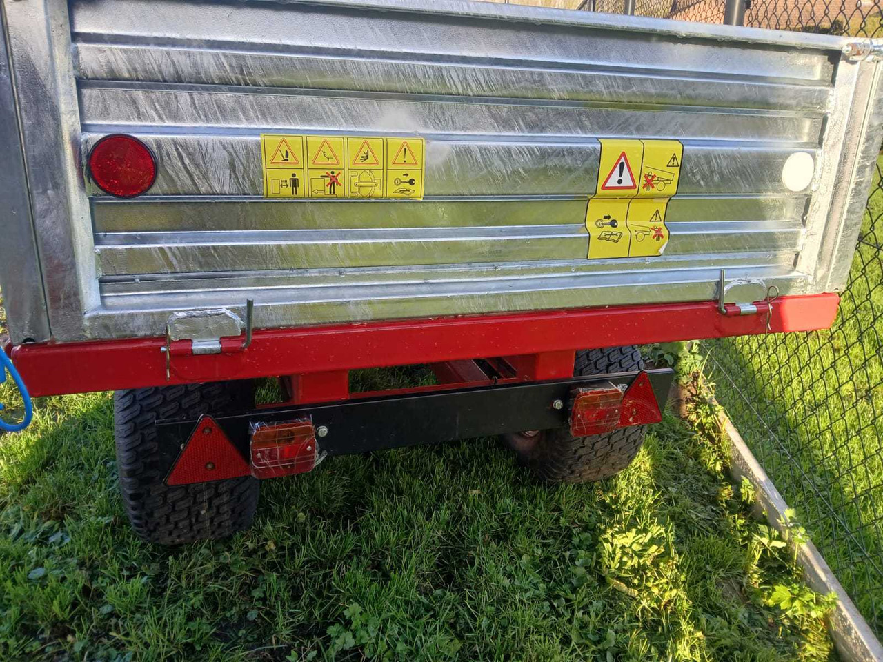 Boxer - Farm tipping trailer/ Dumper: picture 3 Boxer - Farm tipping trailer/ Dumper: picture 3