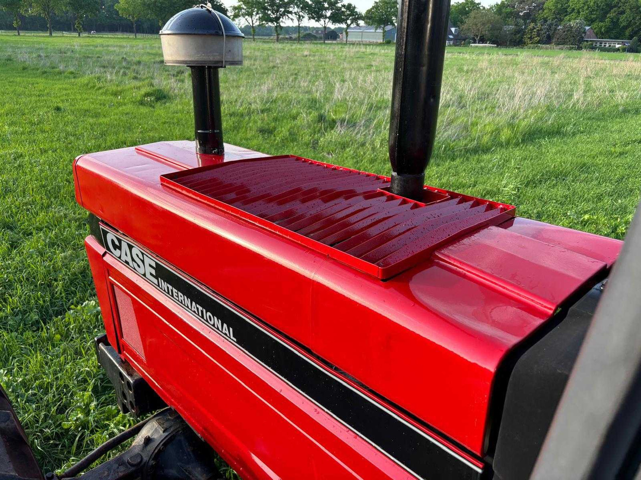 Farm tractor CASE INTERNATIONAL - 1988 - 1455 XL - ALL-WHEEL DRIVE FARM TRACTOR: picture 14 Farm tractor CASE INTERNATIONAL - 1988 - 1455 XL - ALL-WHEEL DRIVE FARM TRACTOR: picture 14