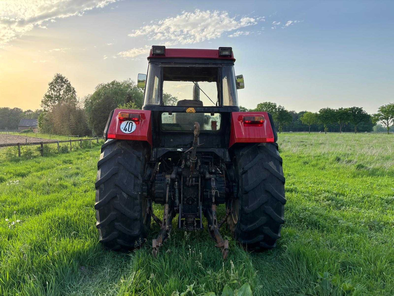Farm tractor CASE INTERNATIONAL - 1988 - 1455 XL - ALL-WHEEL DRIVE FARM TRACTOR: picture 7 Farm tractor CASE INTERNATIONAL - 1988 - 1455 XL - ALL-WHEEL DRIVE FARM TRACTOR: picture 7
