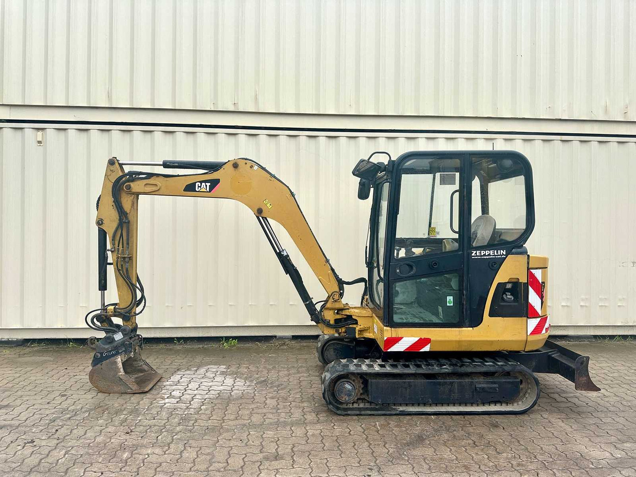 CAT 302.5C - Mini excavator: picture 5 CAT 302.5C - Mini excavator: picture 5