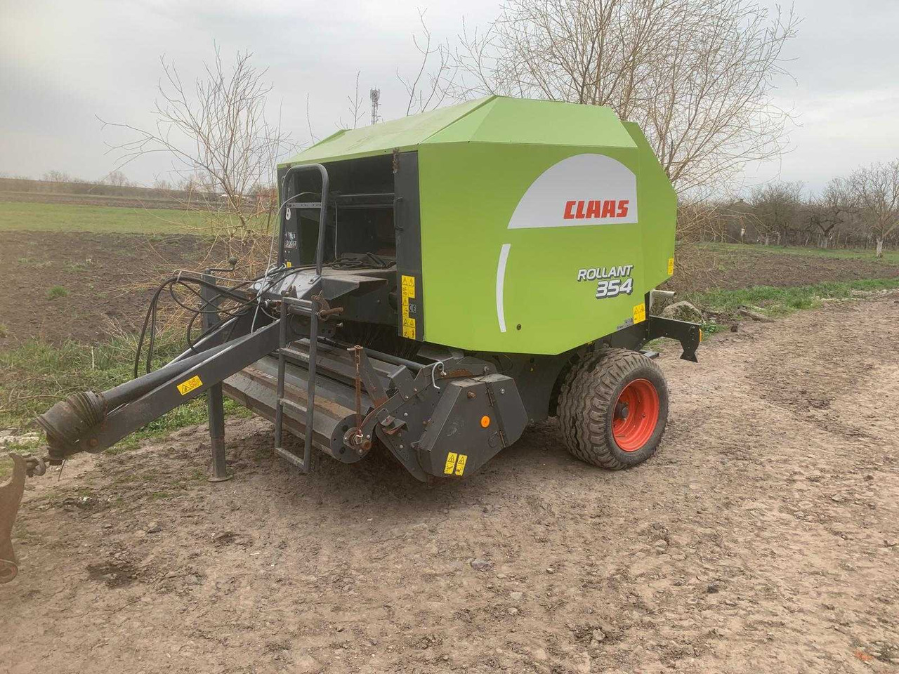 CLAAS Rollant 354 - Round baler: picture 1 CLAAS Rollant 354 - Round baler: picture 1